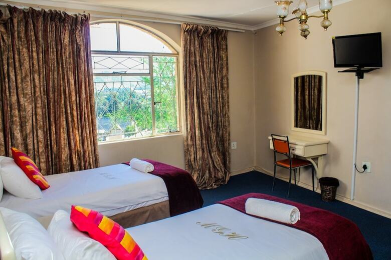 Hotel Madonsa Guest House