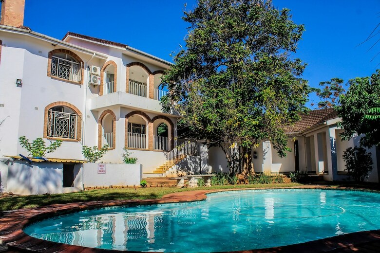 Hotel Madonsa Guest House