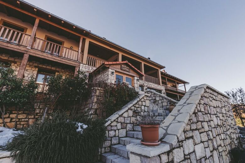 Hotel Thea Mainalou