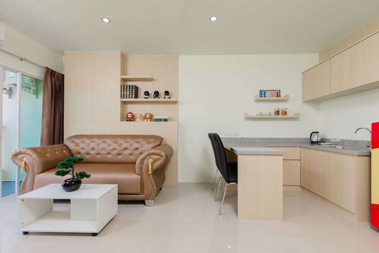 Hotel Jj Airport Phuket Condotel By O