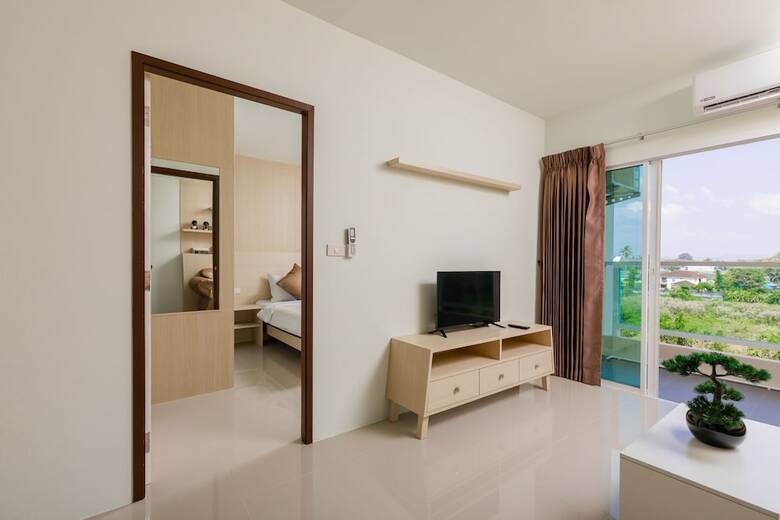 Hotel Jj Airport Phuket Condotel By O