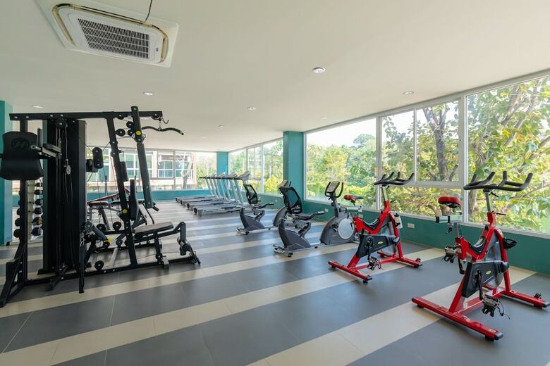 Hotel Jj Airport Phuket Condotel By O