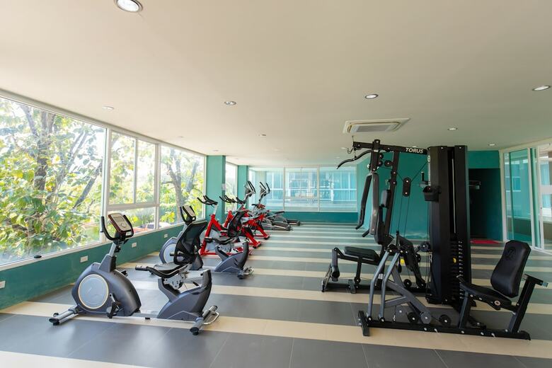 Hotel Jj Airport Phuket Condotel By O