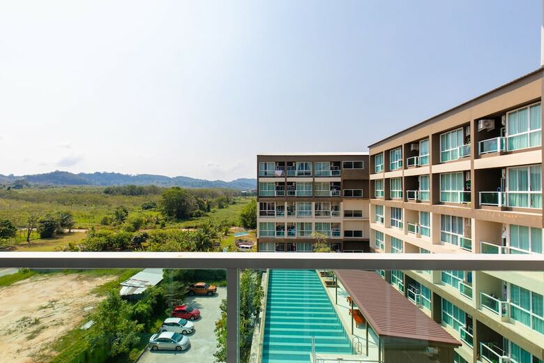 Hotel Jj Airport Phuket Condotel By O