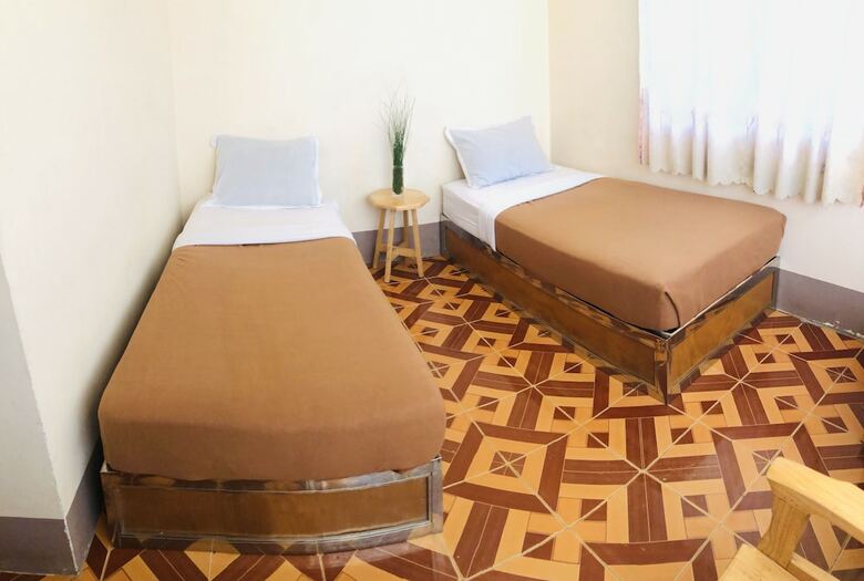 Pinlon Pann Motel