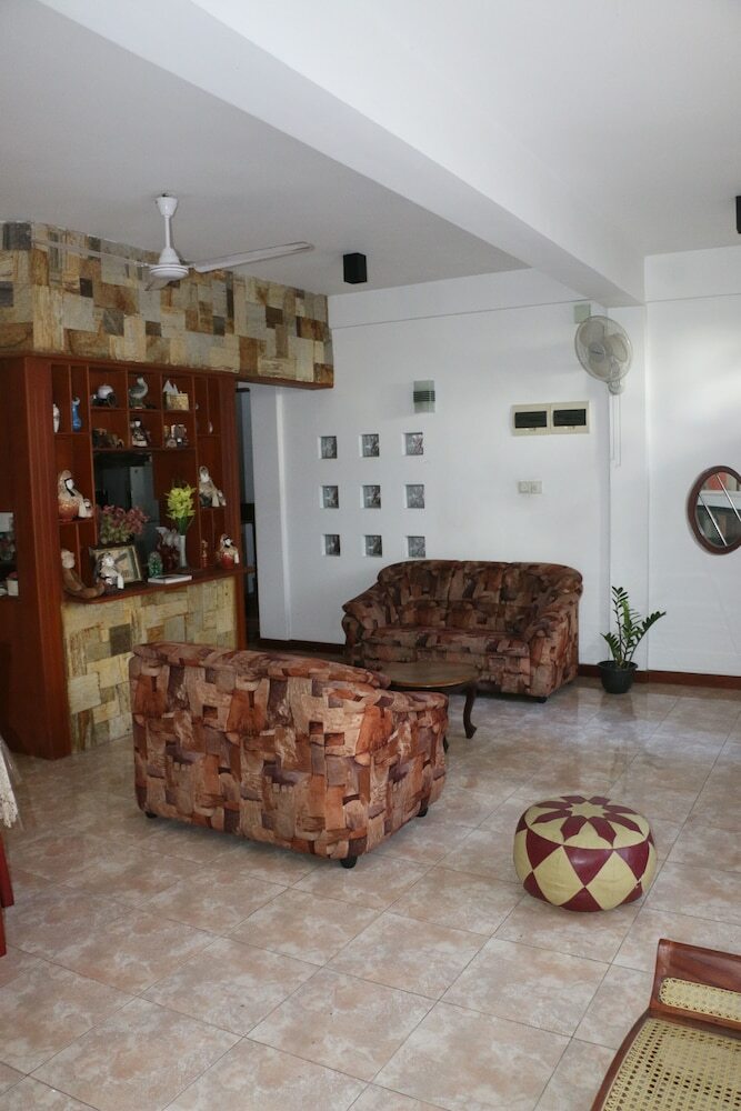 Hotel Comfystay Home Stay