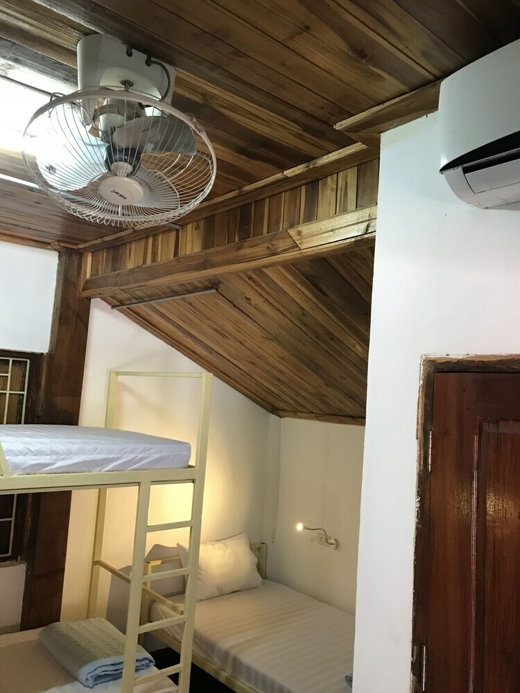 Hostal Friendly Backpacker Hostel
