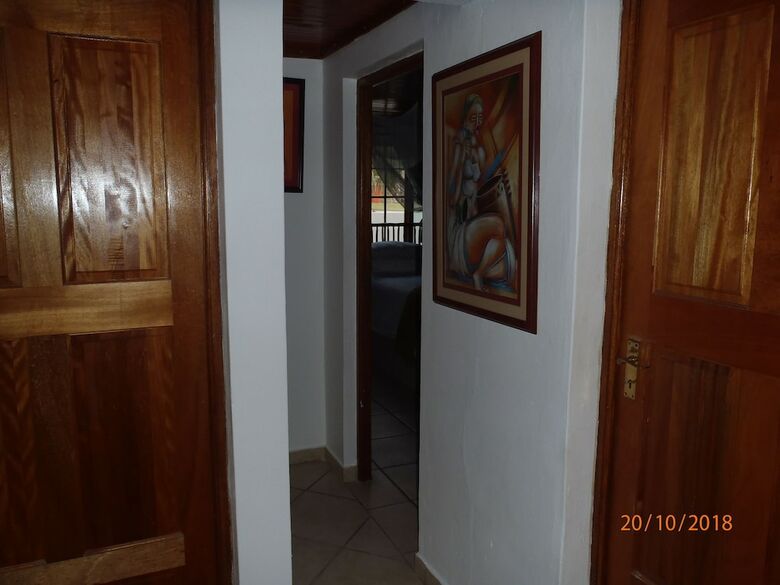 Hotel C-mew Guesthouse