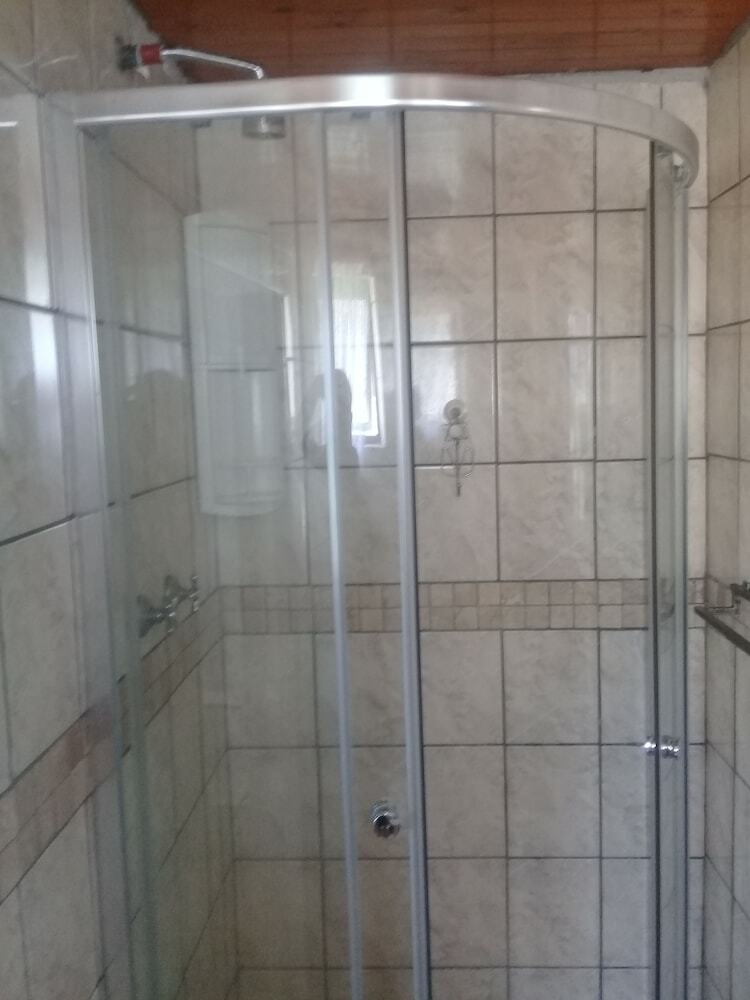 Hotel C-mew Guesthouse