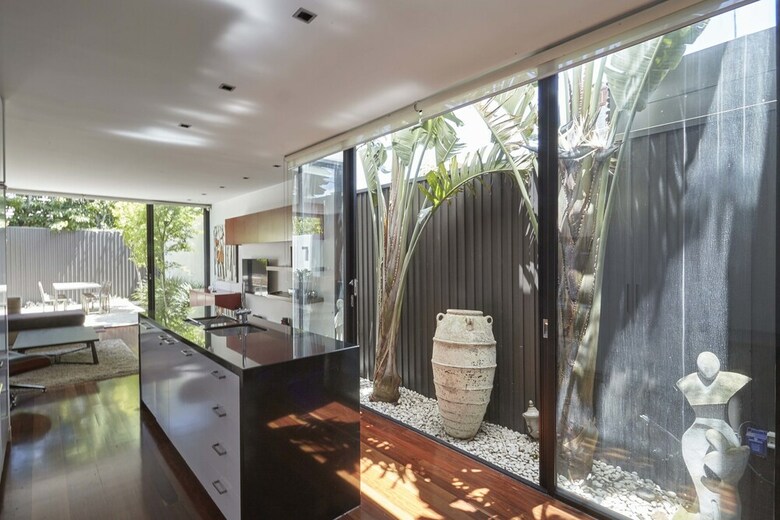 Middle Park In Vogue - Rejuvenate Stays
