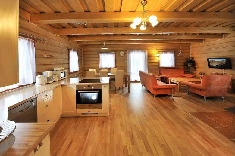Sojka Resort - Hotel & Drevenice
