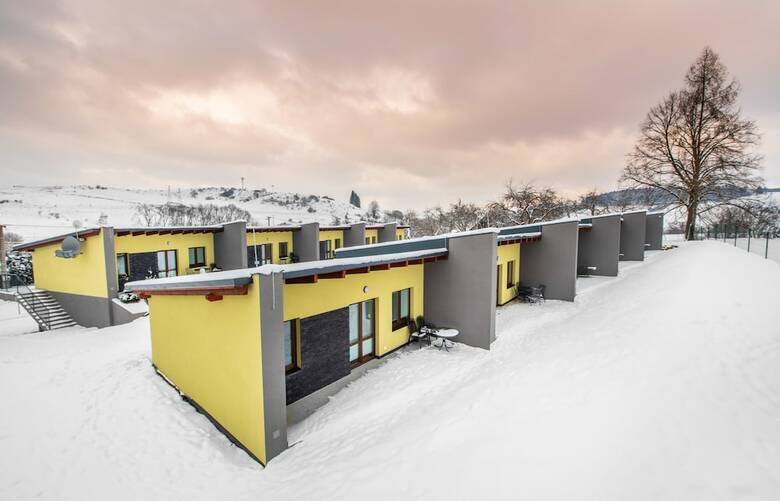 Sojka Resort - Hotel & Drevenice