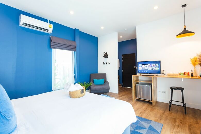 Hotel The Seaton House Phuket