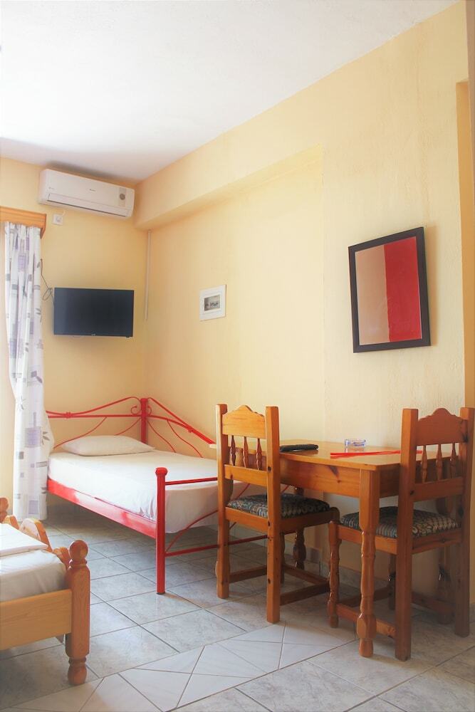 Aparthotel Vrachos Holidays Hotel