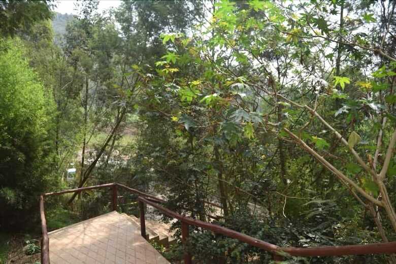 Bed & Breakfast Summit Safari Lodge