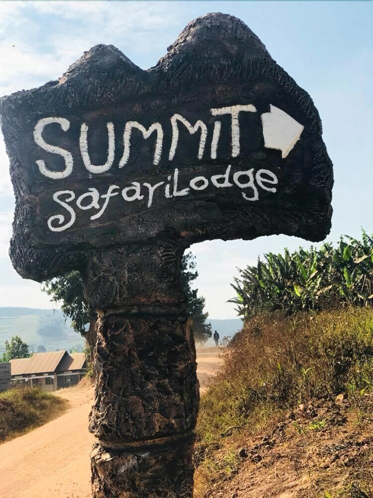 Bed & Breakfast Summit Safari Lodge