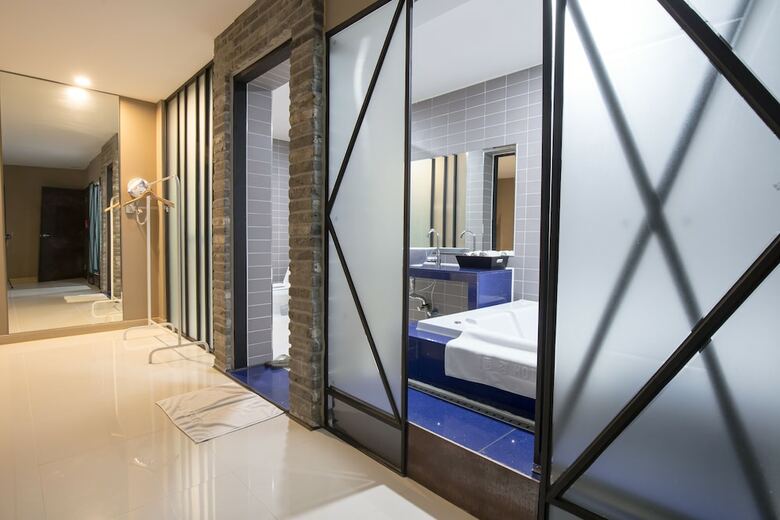 Dong Kyeong Hotel