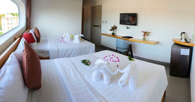 Hostal Damina Boutique Hotel - Hostel