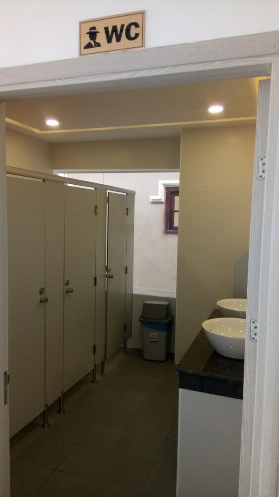 Hostal Damina Boutique Hotel - Hostel