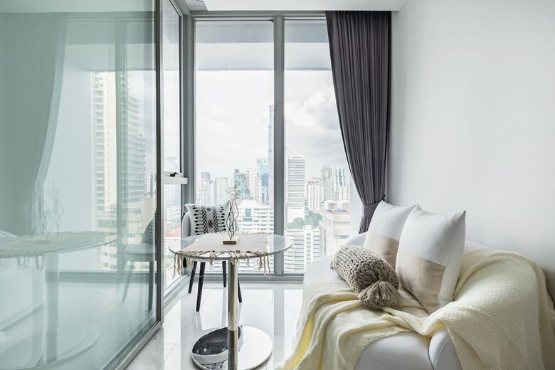 Hyde Sukhumvit 11 By Favstay