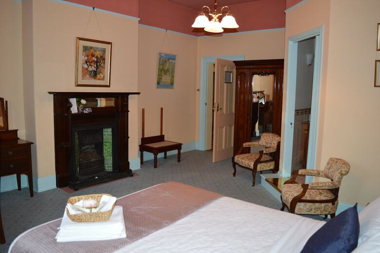 Bed & Breakfast The Dragonfly North West