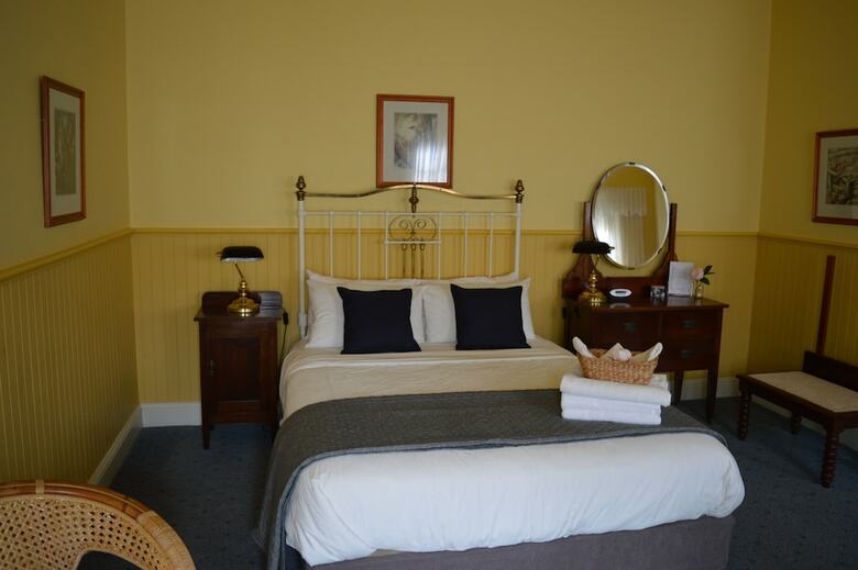 Bed & Breakfast The Dragonfly North West