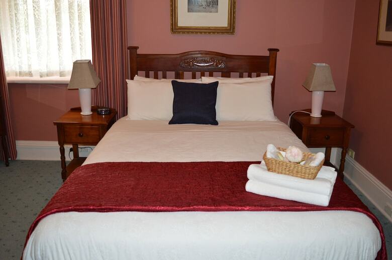 Bed & Breakfast The Dragonfly North West