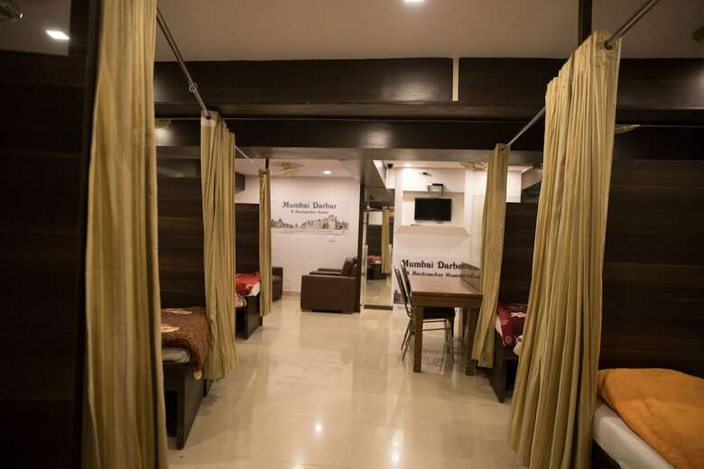Hostal Mumbai Darbar