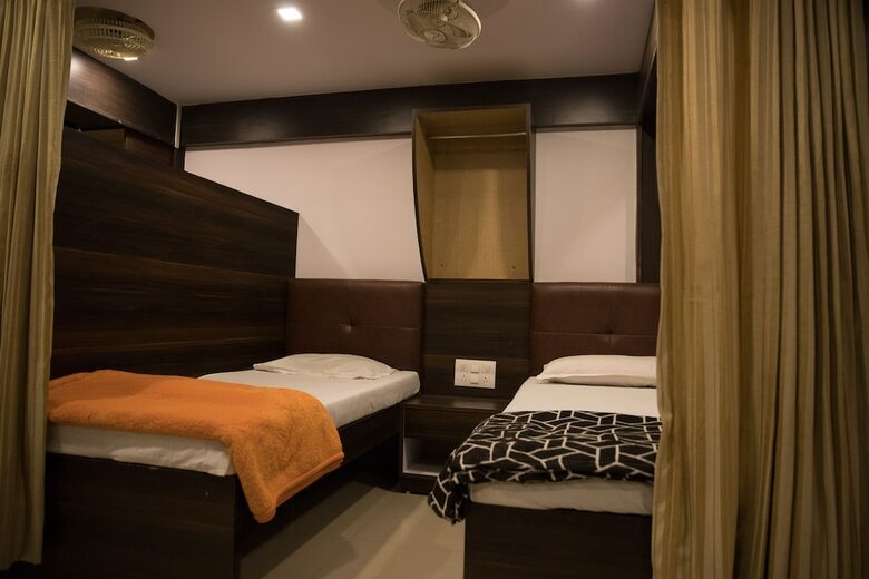 Hostal Mumbai Darbar