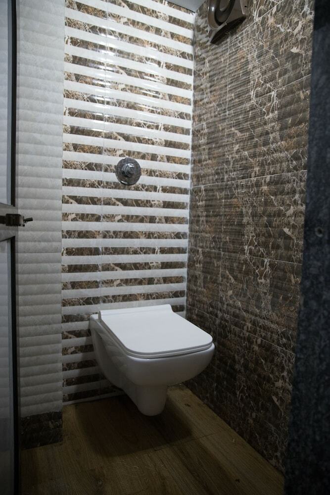 Hostal Mumbai Darbar