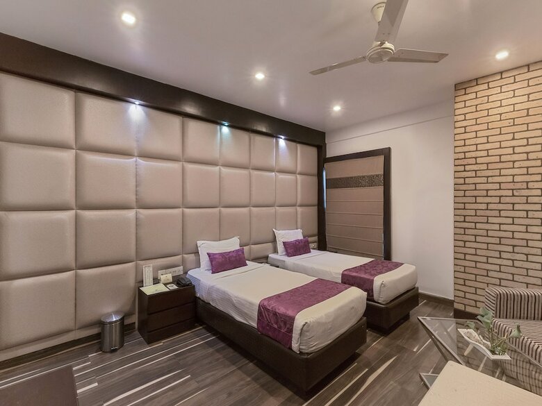 Hotel Treebo Tryst Ivory