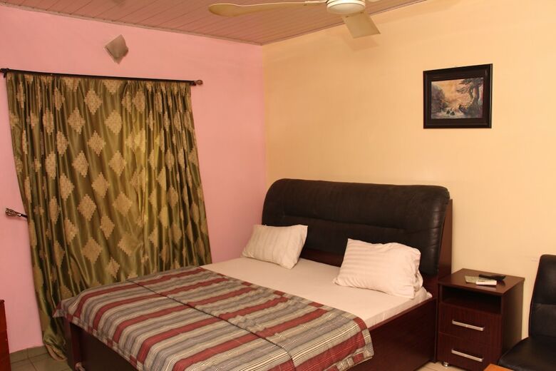 Hotel Daniel Suites