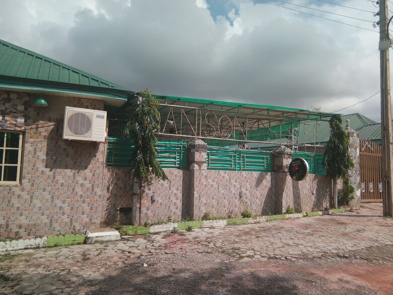 Hotel Danison Suites