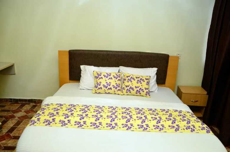 Hotel De Haven Suites
