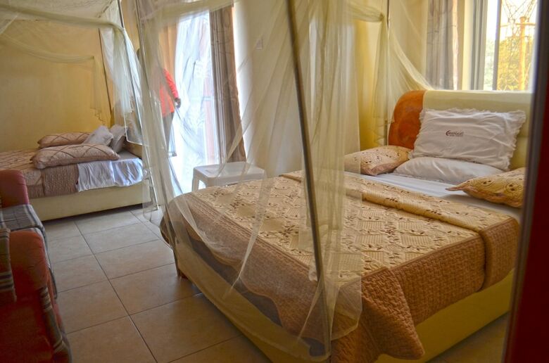 Moonlight Hotel-namanve