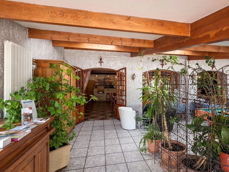 Hotel Lou P�bre D'a�