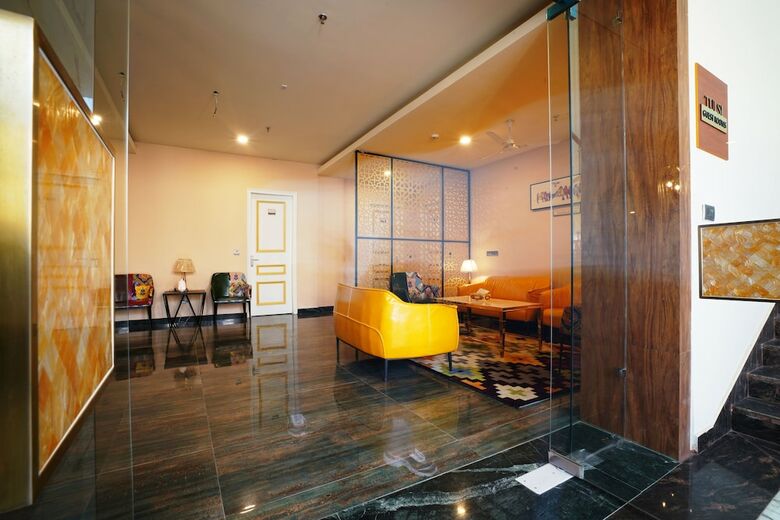 Hotel All Heavens Gold