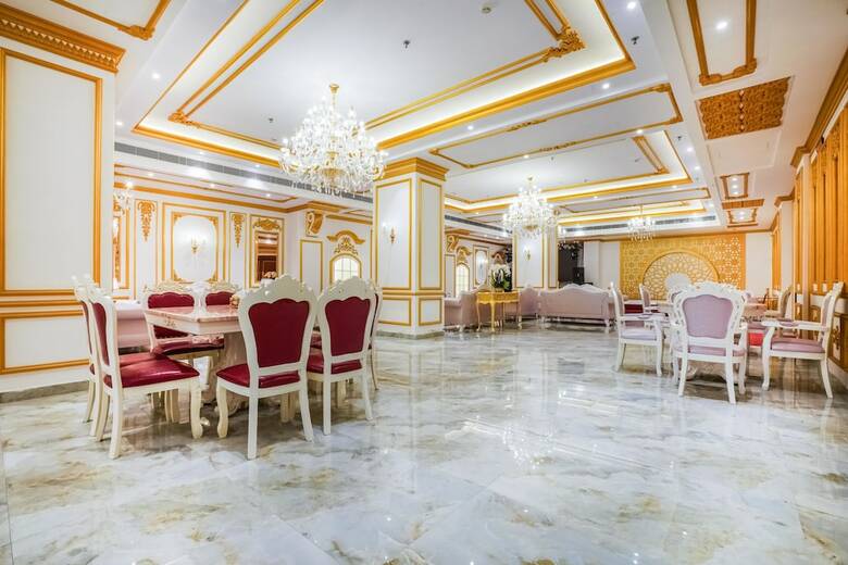 Hotel All Heavens Gold