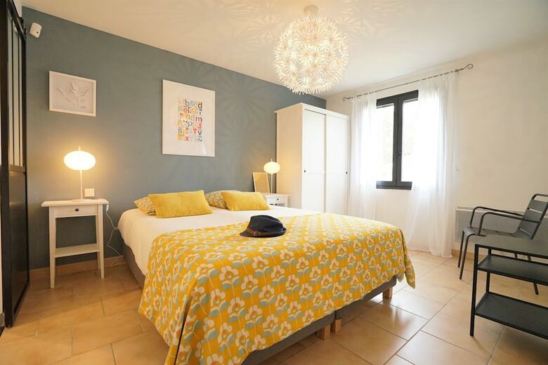 Villas Du Luberon - La Villa Des Saisons
