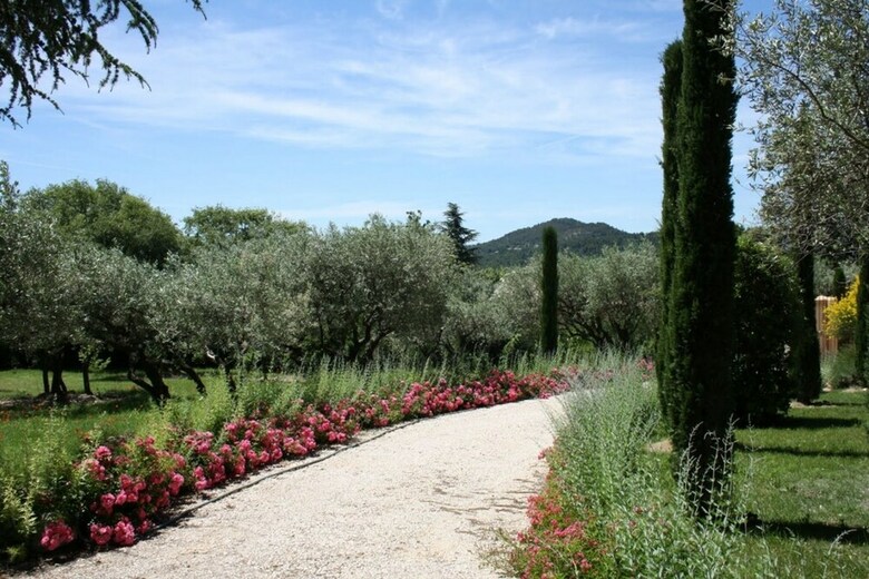 Villas Du Luberon - Le Mas Des Roses