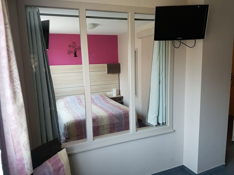 Hotel H�tel Restaurant Le Moulin Du Plain