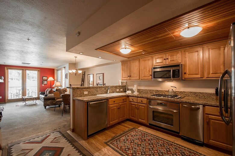 The Caledonian By All Seasons Resort Lodging