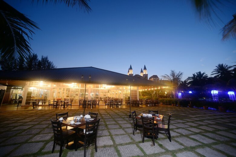 Hotel Bella Vista Waterfront Resort
