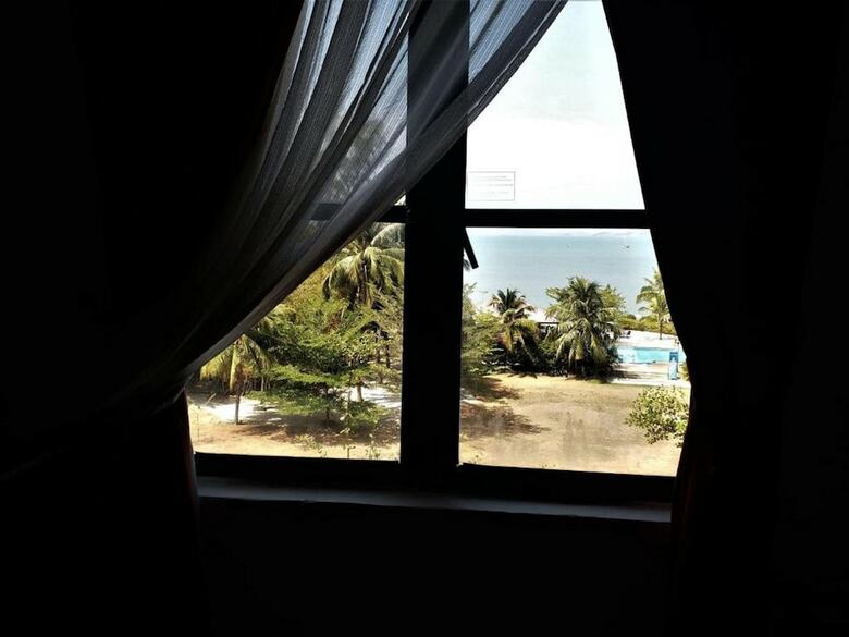Hotel Bella Vista Waterfront Resort