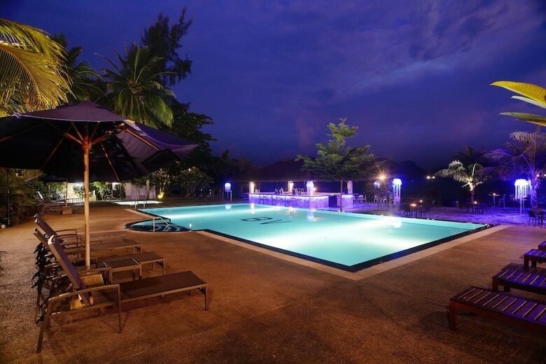 Hotel Bella Vista Waterfront Resort