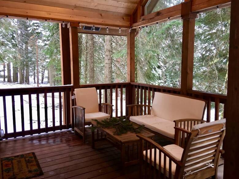 #49 The Cabins At Hyatt Lake - Sleeps 4 - Private