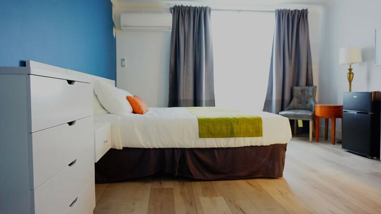 Hotel Hometel Suites