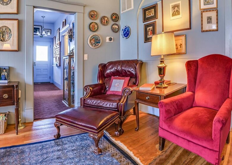 Anne Hathaway House