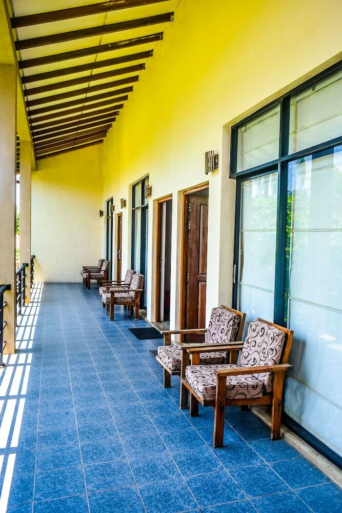 Hotel Kayjay Villa