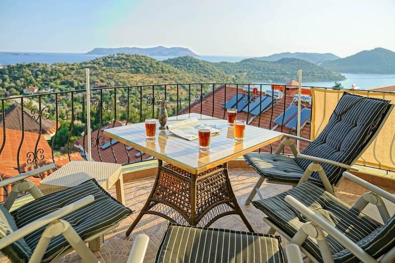 Picus Apartment
